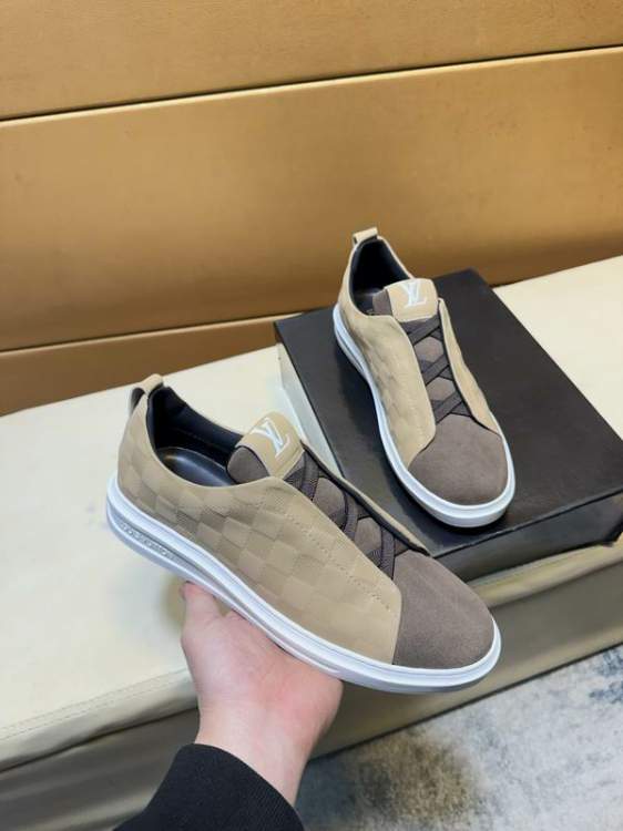 Picture of Louis Vuitton Shoes _SKULVsz38-44hnq110915776
